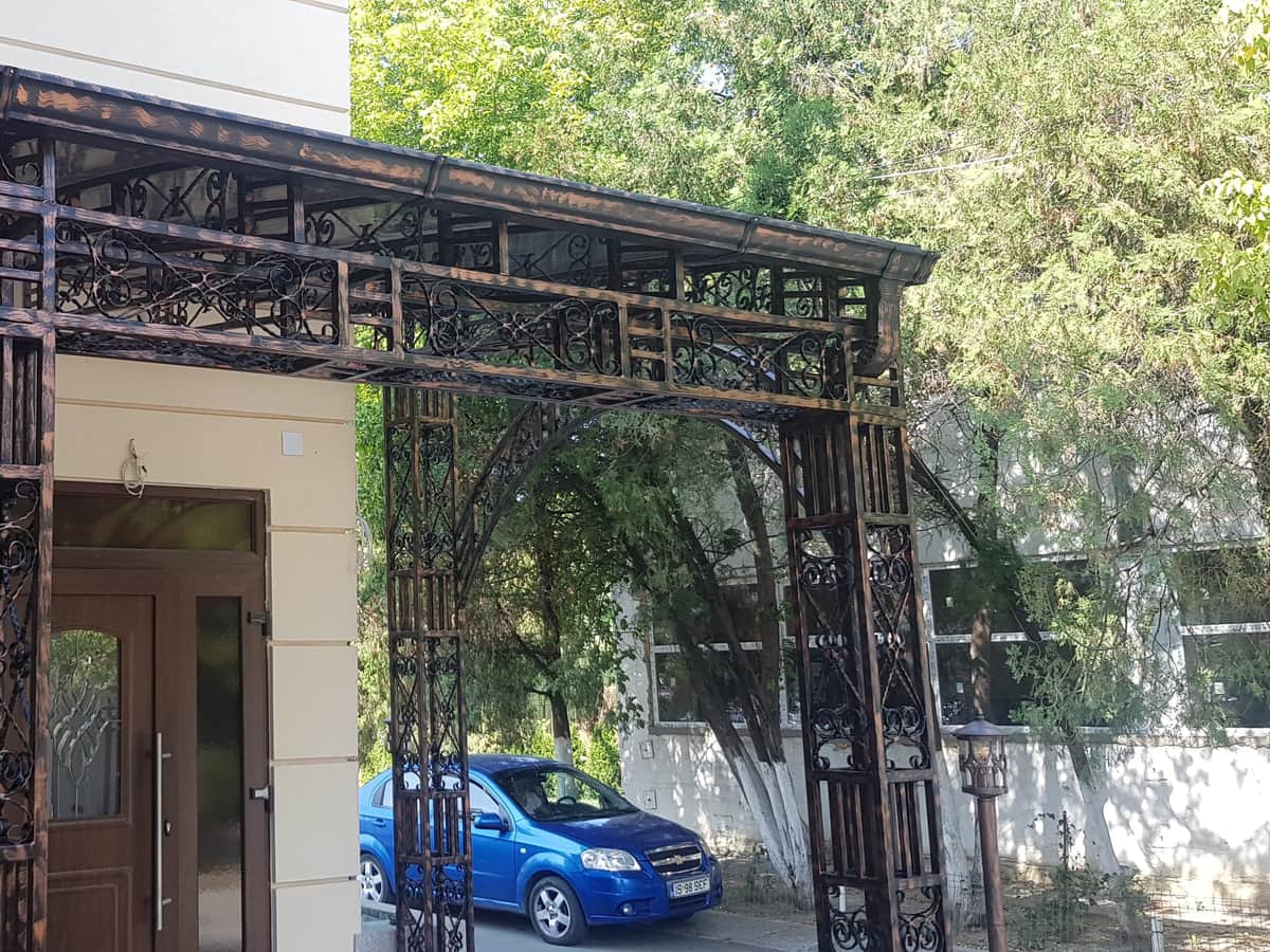 Confecții Metalice